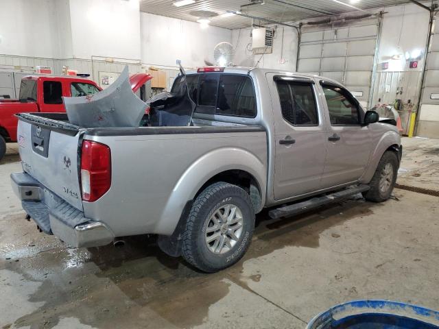 1N6AD0EV4EN748688 - 2014 NISSAN FRONTIER S SILVER photo 3