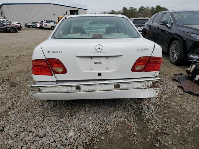 WDBJF65FXWA628295 - 1998 MERCEDES-BENZ E 320 WHITE photo 6