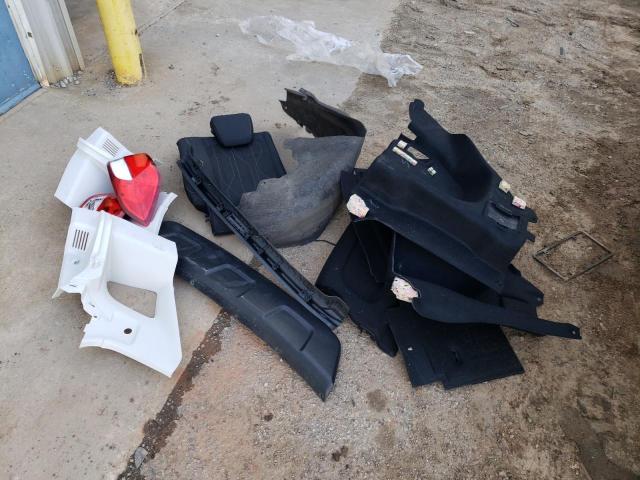 MAJ3S2GE3MC437361 - 2021 FORD ECOSPORT SE WHITE photo 12