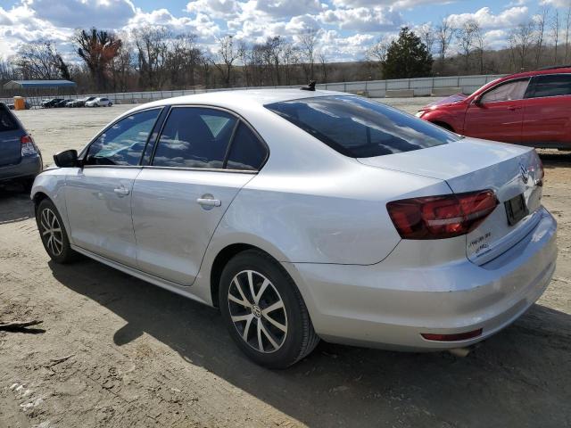 3VWD67AJ3GM364403 - 2016 VOLKSWAGEN JETTA SE SILVER photo 2