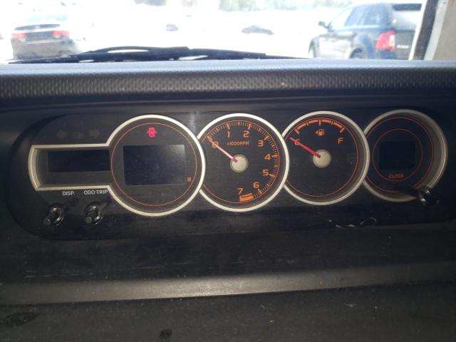 JTLZE4FE4B1121571 - 2011 TOYOTA SCION XB WHITE photo 9