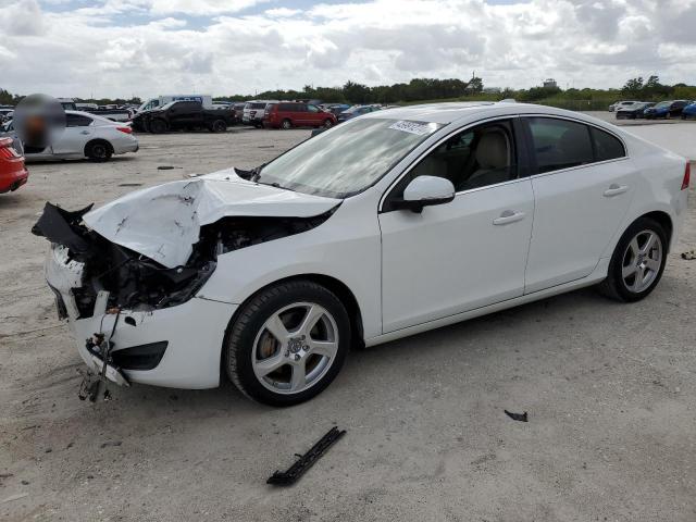 YV1612FS4D2210858 - 2013 VOLVO S60 T5 WHITE photo 1