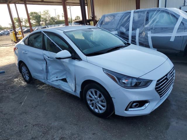 3KPC24A62ME150495 - 2021 HYUNDAI ACCENT SE WHITE photo 4