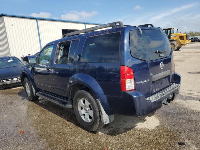 5N1AR18UX6C674957 - 2006 NISSAN PATHFINDER LE 黑色 照片 2