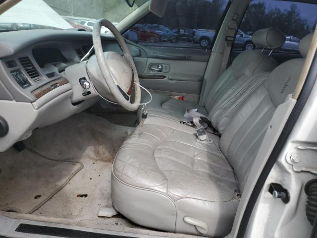 1LNLM81W9TY713886 - 1996 LINCOLN TOWN CAR EXECUTIVE Weiß Foto 7