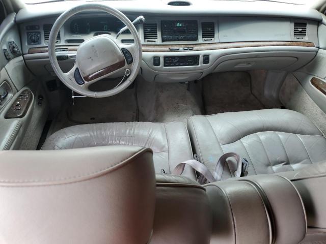 1LNLM81W9TY713886 - 1996 LINCOLN TOWN CAR EXECUTIVE Weiß Foto 8