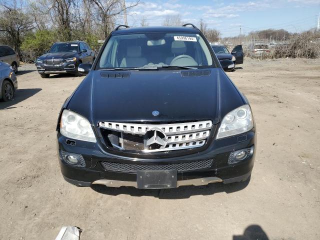 4JGBB86E17A273422 - 2007 MERCEDES-BENZ ML 350 BLACK photo 5