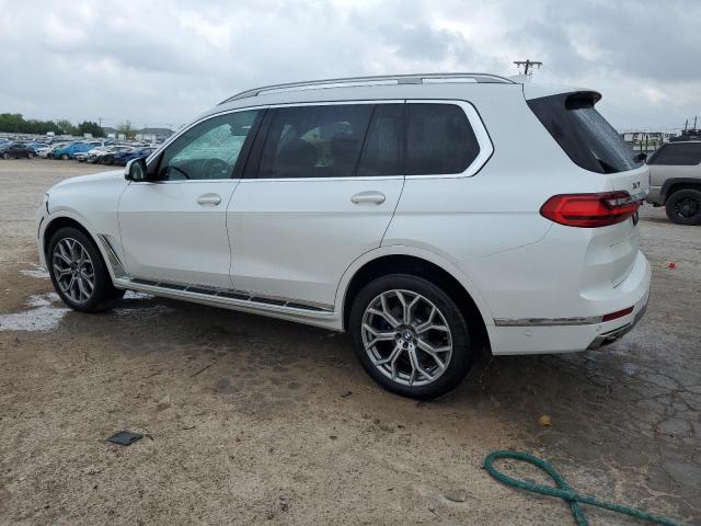 5UXCW2C0XL9B79894 - 2020 BMW X7 XDRIVE40I WHITE photo 2