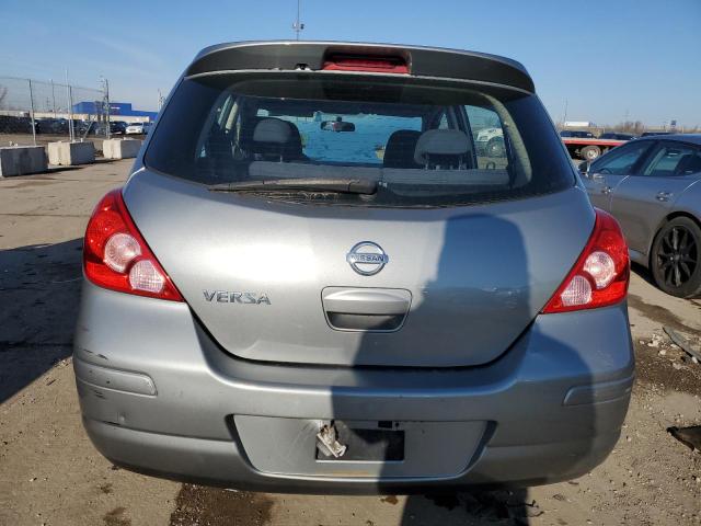 3N1BC13E29L478436 - 2009 NISSAN VERSA S GRAY photo 6