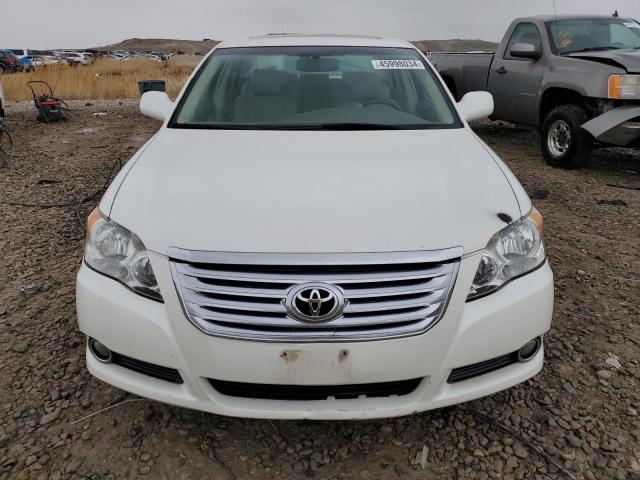 4T1BK36B48U289722 - 2008 TOYOTA AVALON XL WHITE photo 5