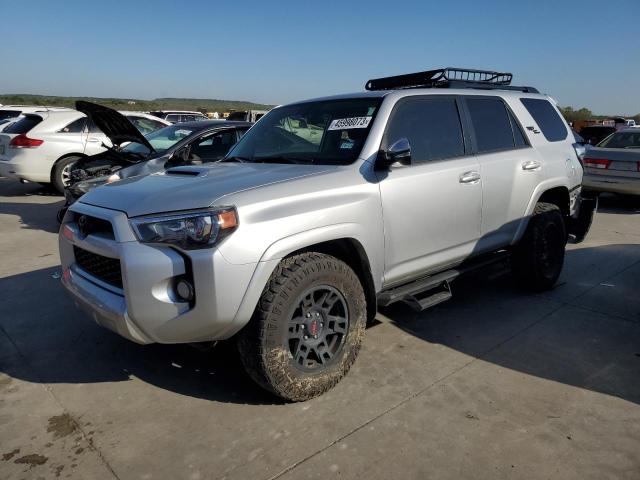 JTEBU5JR9J5605416 - 2018 TOYOTA 4RUNNER SR5/SR5 PREMIUM SILVER photo 1