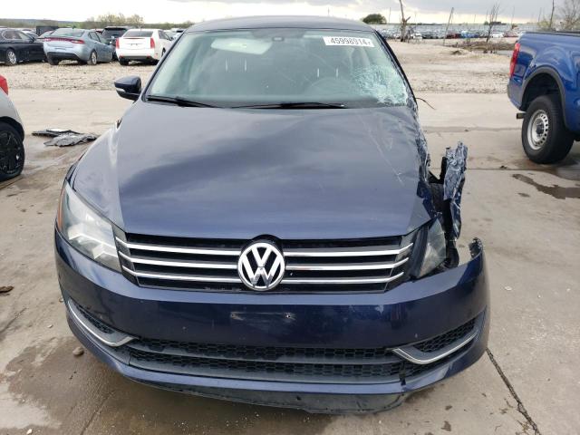 1VWBP7A3XDC098042 - 2013 VOLKSWAGEN PASSAT SE BLUE photo 5