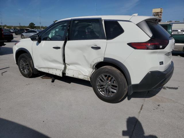 5N1AT3AAXMC721141 - 2021 NISSAN ROGUE S WHITE photo 2