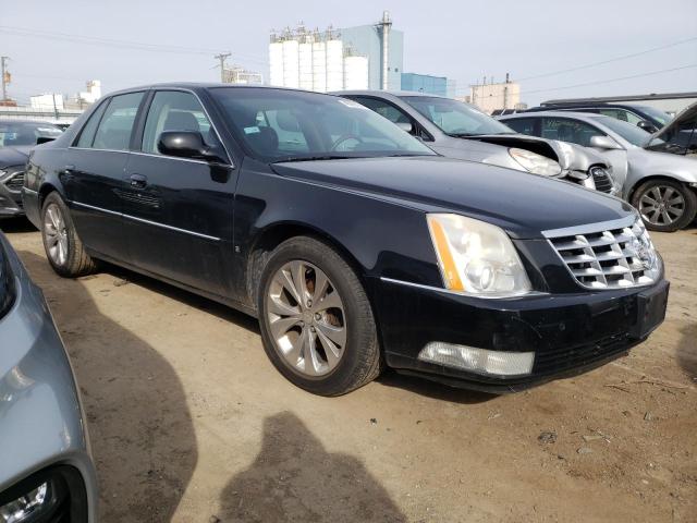 1G6KD57978U137300 - 2008 CADILLAC DTS BLACK photo 4