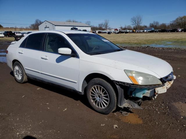 1HGCM56333A126207 - 2003 HONDA ACCORD LX WHITE photo 4