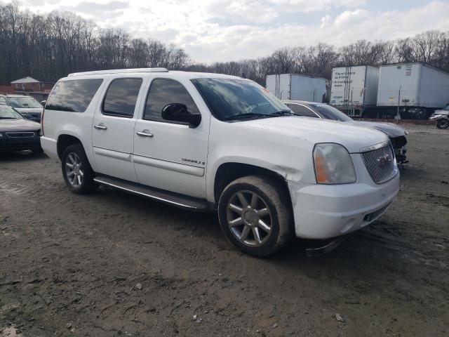 1GKFC66848J248411 - 2008 GMC YUKON XL DENALI WHITE photo 4