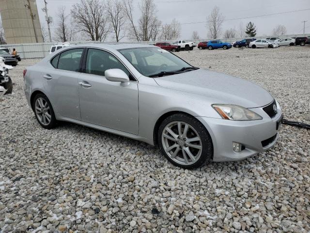 JTHBK262672051202 - 2007 LEXUS IS 250 SILVER photo 4