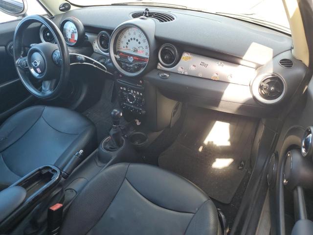 WMWSU3C51BT251839 - 2011 MINI COOPER CREAM photo 8
