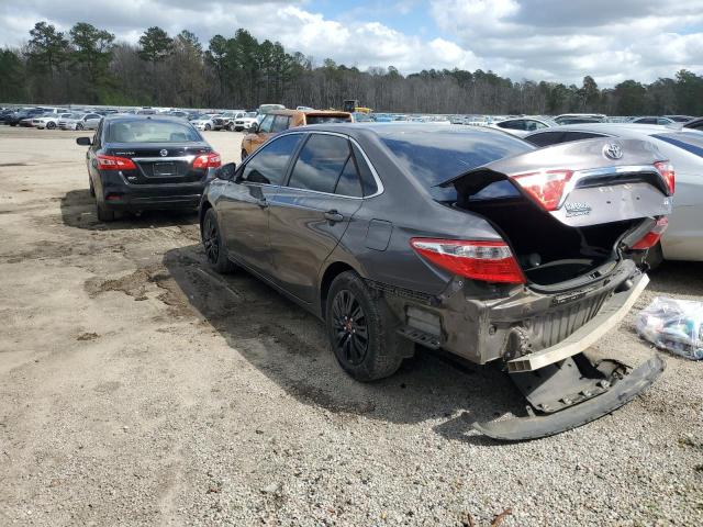 4T1BF1FK6HU281114 - 2017 TOYOTA CAMRY LE GRAY photo 2