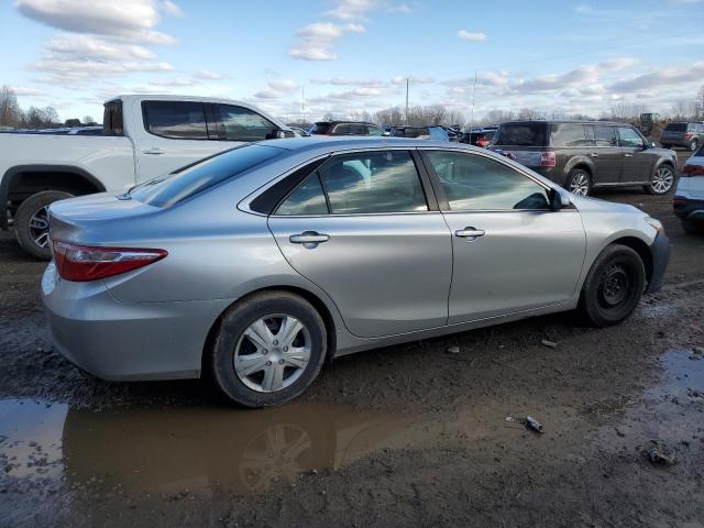 4T1BF1FK9FU011419 - 2015 TOYOTA CAMRY LE SILVER photo 3