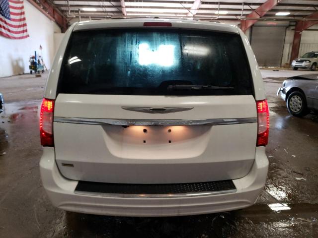 2C4RC1CG6FR716378 - 2015 CHRYSLER TOWN & COU TOURING L WHITE photo 6