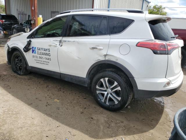 JTMZFREV2JJ211002 - 2018 TOYOTA RAV4 LE WHITE photo 2