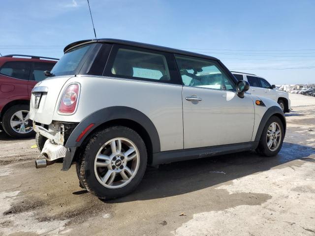 WMWSU3C51DT547611 - 2013 MINI COOPER SILVER photo 3