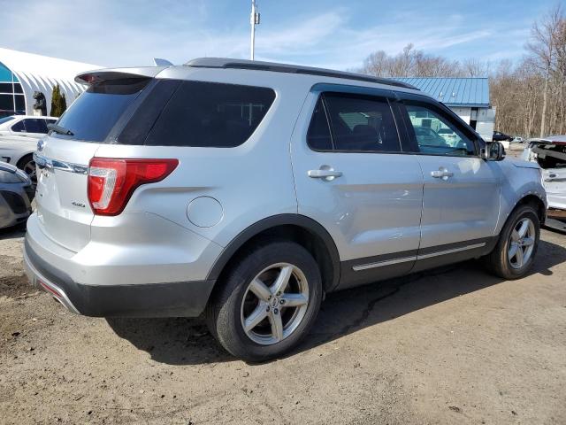 1FM5K8D84HGC50211 - 2017 FORD EXPLORER XLT SILVER photo 3