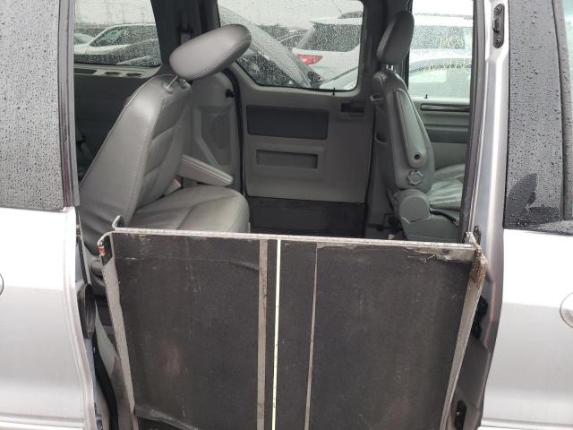 2FMZA522X7BA23421 - 2007 FORD FREESTAR SEL SILVER photo 11