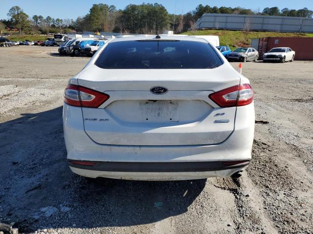 3FA6P0HR8DR288421 - 2013 FORD FUSION SE WHITE photo 6