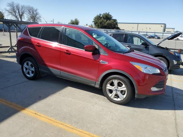 1FMCU0GX0FUA63150 - 2015 FORD ESCAPE SE RED photo 4