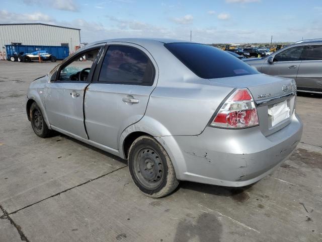 KL1TD56687B053366 - 2007 CHEVROLET AVEO BASE SILVER photo 2