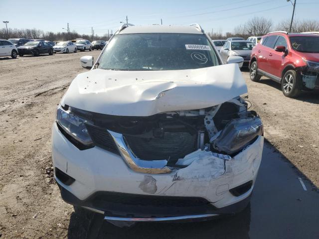 KNMAT2MV8GP615636 - 2016 NISSAN ROGUE S WHITE photo 5