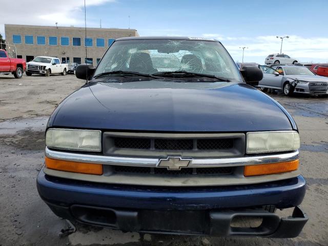 1GCCS19X438197306 - 2003 CHEVROLET S TRUCK S10 BLUE photo 5