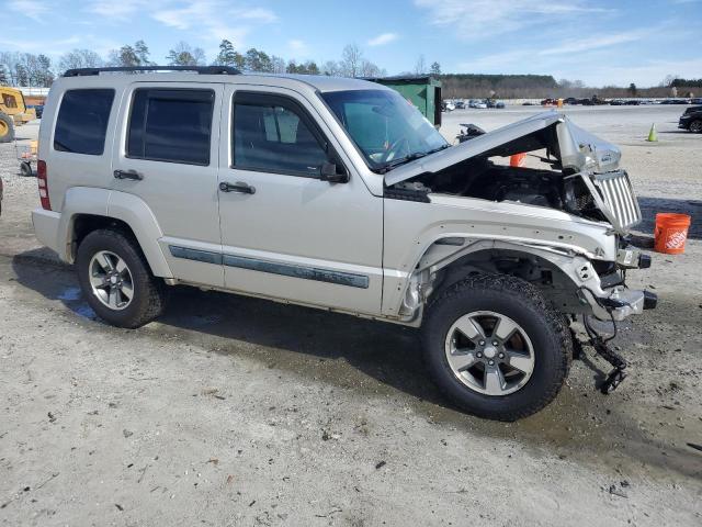 1J8GP28K39W504749 - 2009 JEEP LIBERTY SPORT SILVER photo 4