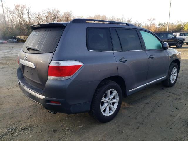 5TDZK3EH8DS135263 - 2013 TOYOTA HIGHLANDER BASE GRAY photo 3