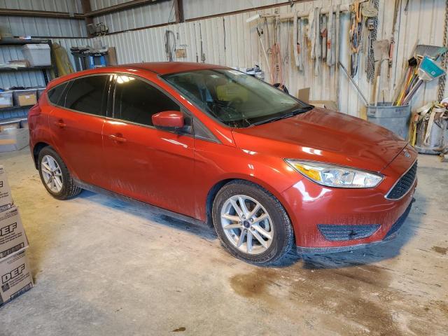 1FADP3K23JL240131 - 2018 FORD FOCUS SE RED photo 4