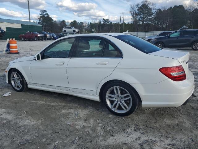 WDDGF8AB4EA960697 - 2014 MERCEDES-BENZ C 300 4MATIC WHITE photo 2