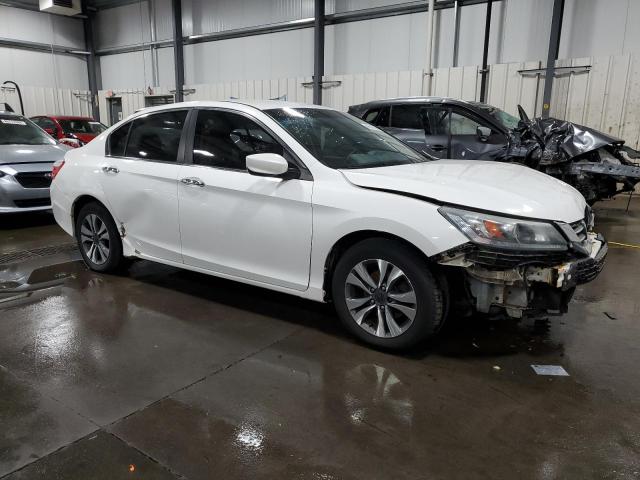 1HGCR2F38DA122283 - 2013 HONDA ACCORD LX WHITE photo 4