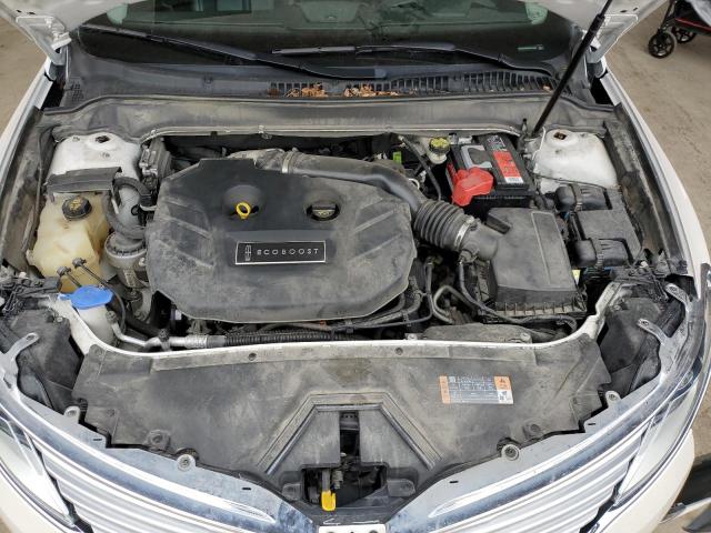 3LN6L2G92FR617356 - 2015 LINCOLN MKZ WHITE photo 11