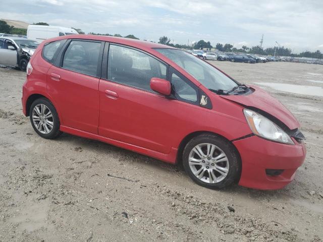 JHMGE8H66BC012919 - 2011 HONDA FIT SPORT RED photo 4