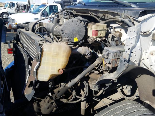 3FRNF65E86V286825 - 2006 FORD F650 SUPER DUTY WHITE photo 7