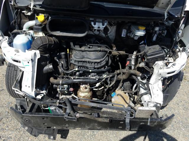 3C6TRVDGXJE111064 - 2018 RAM PROMASTER 2500 HIGH 白色 照片 7