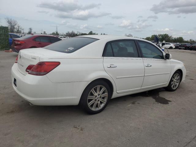 4T1BK36B68U262022 - 2008 TOYOTA AVALON XL WHITE photo 3