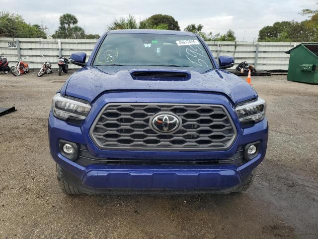 3TMAZ5CN1NM195951 - 2022 TOYOTA TACOMA DOUBLE CAB BLUE photo 5