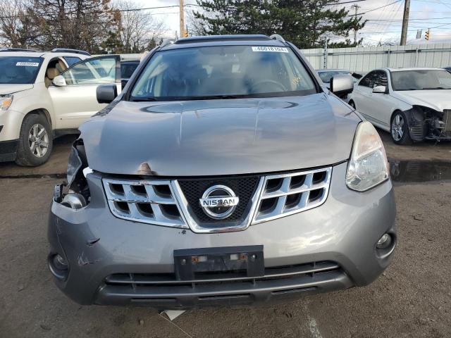 JN8AS5MV0CW373580 - 2012 NISSAN ROGUE S GRAY photo 5