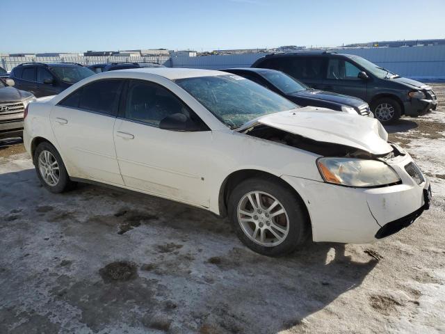 1G2ZG558X64238958 - 2006 PONTIAC G6 SE1 WHITE photo 4