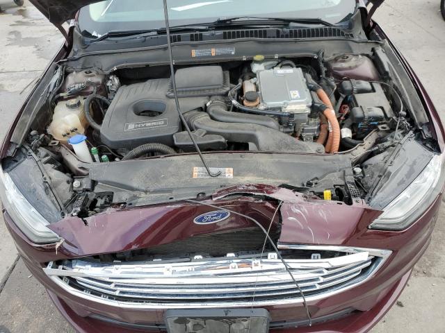 3FA6P0LU3HR195596 - 2017 FORD FUSION SE HYBRID MAROON photo 11