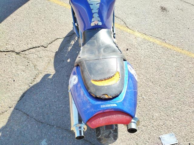 JH2SC36023M500514 - 2003 HONDA VTR1000 F BLUE photo 6