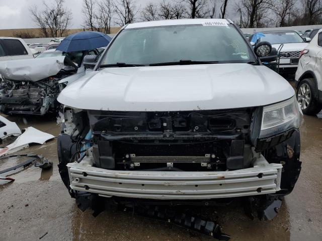 1FM5K8ARXGGA62952 - 2016 FORD EXPLORER POLICE INTERCEPTOR თეთრი ფოტო 5